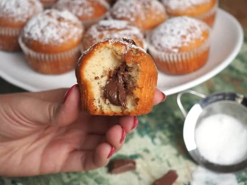Ile piec muffinki czekoladowe? Prosty przepis na idealne muffinki w piekarniku