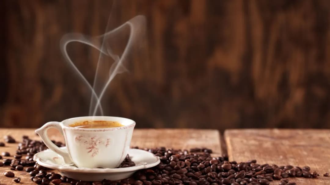 Jak działa kawa i jakie ma wpływ na zdrowie oraz samopoczucie Jak działa kawa i jakie ma wpływ na zdrowie oraz samopoczucie